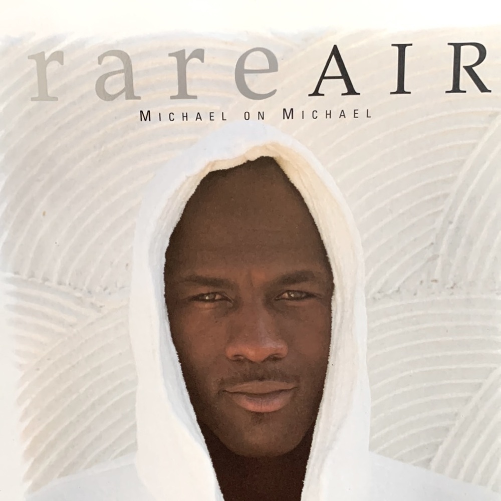 Michael Jordan book RARE AIR - Picture 6 of 16